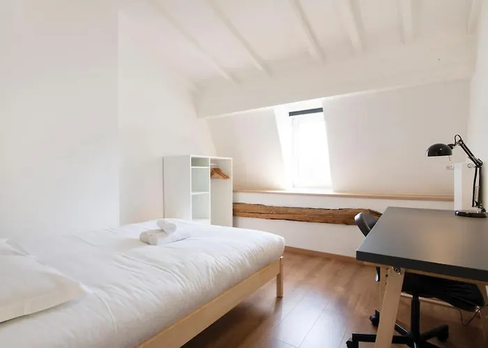 Le Familial De Charles Iii Apartment *